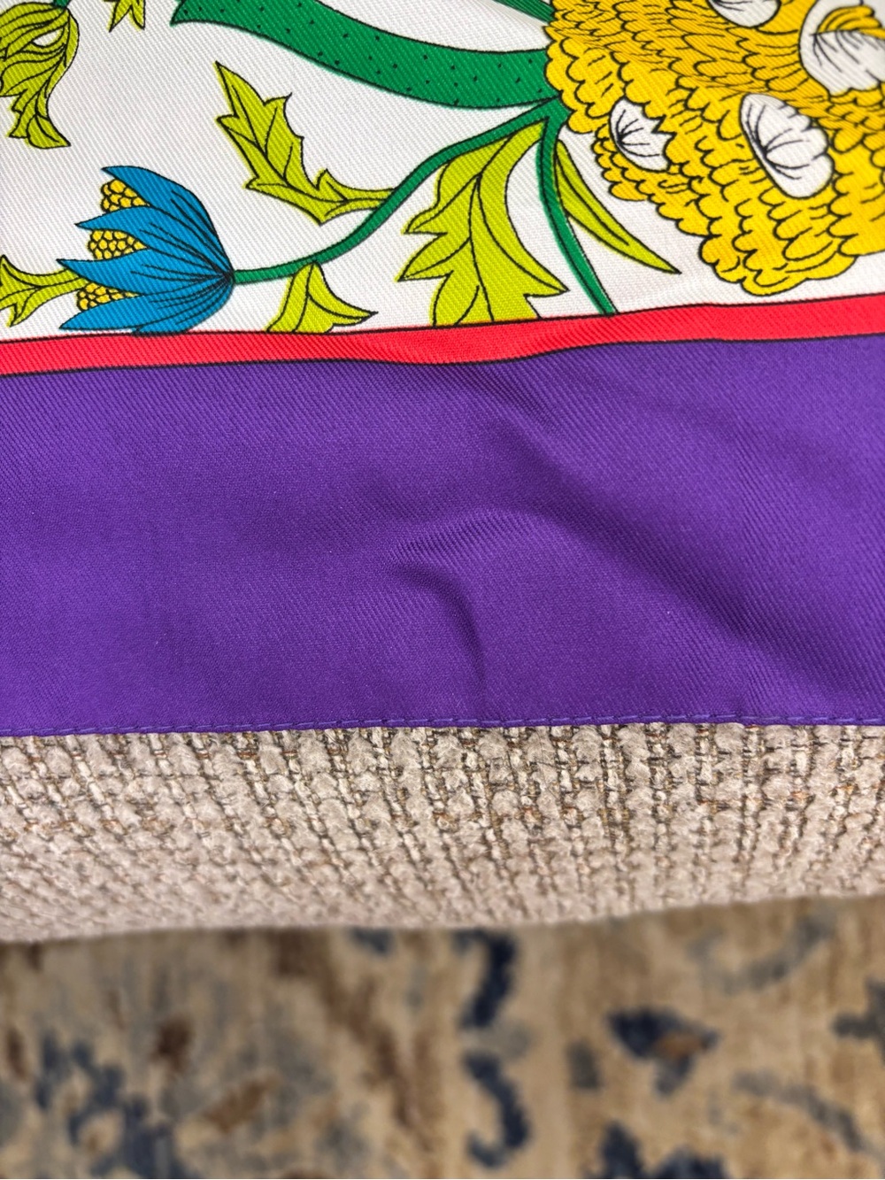 Vintage Totes Floral Scarf - Picture 3 of 4